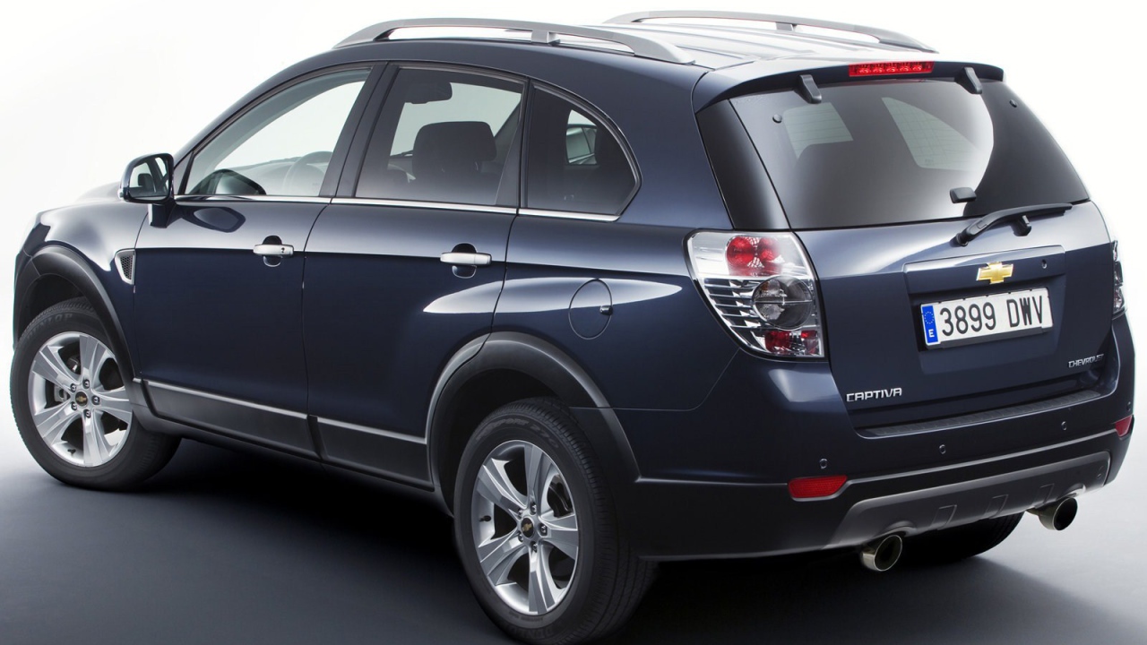 Надежная машина Chevrolet Captiva 2014