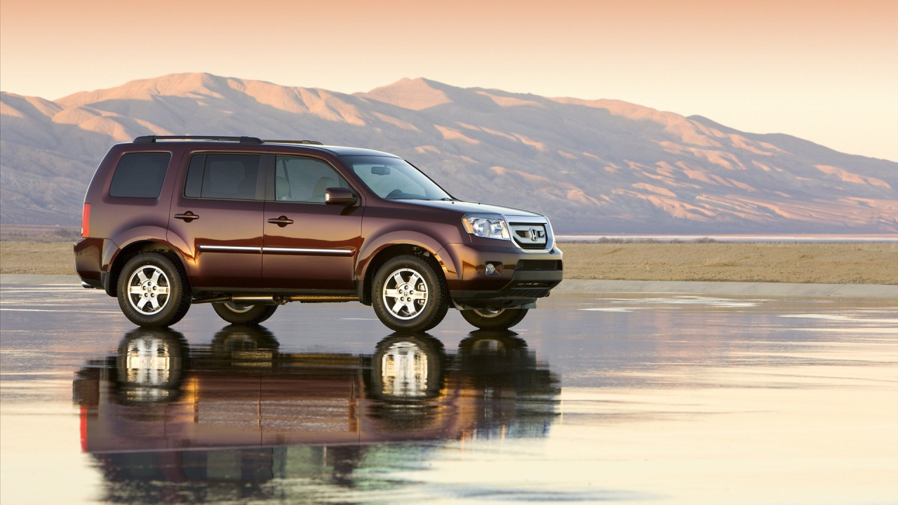 Автомобиль марки Honda модели Pilot