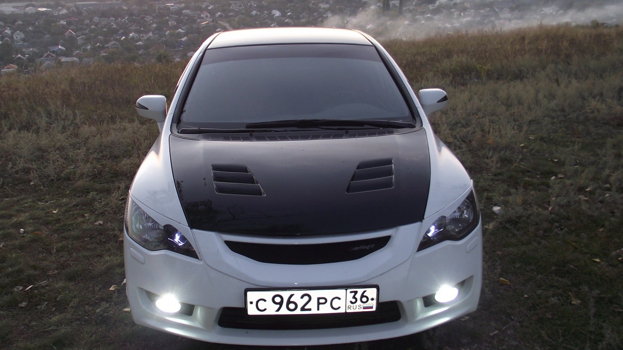 Дизайн автомобиля Honda Civic 4D