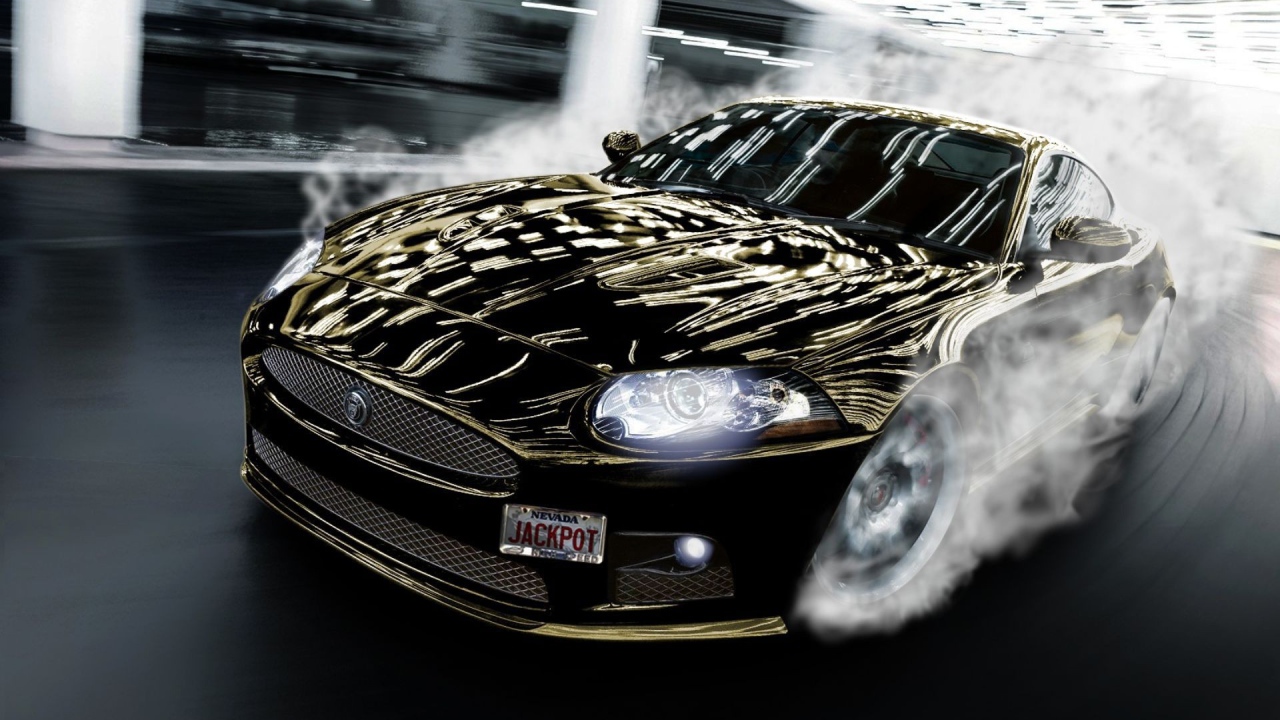 Автомобиль Ягуар XKR