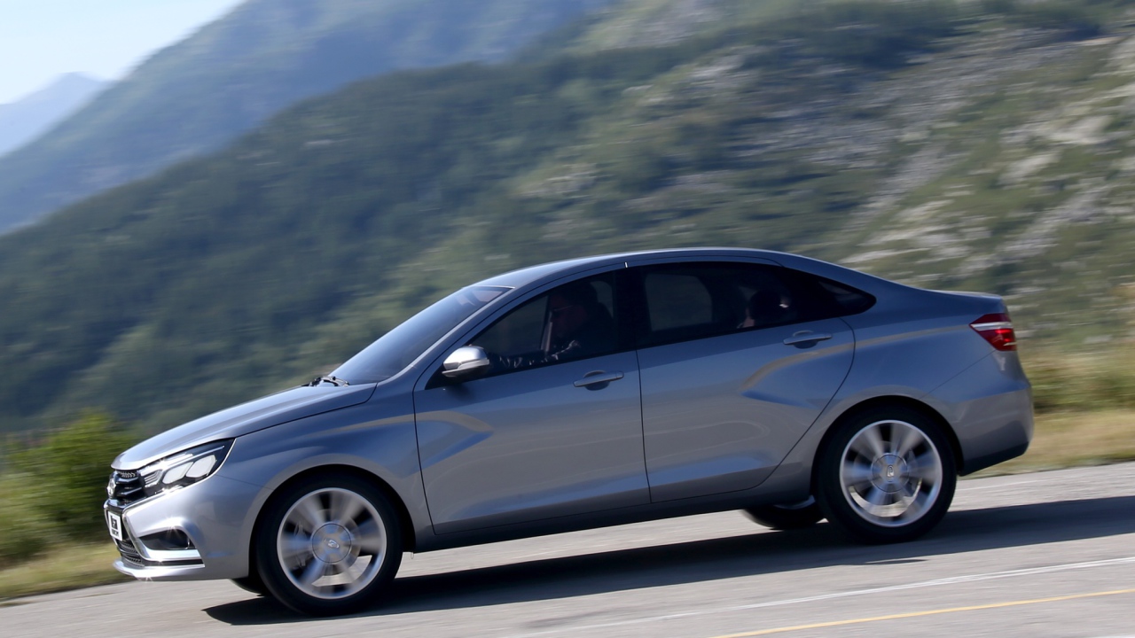 Стремительная Лада Веста