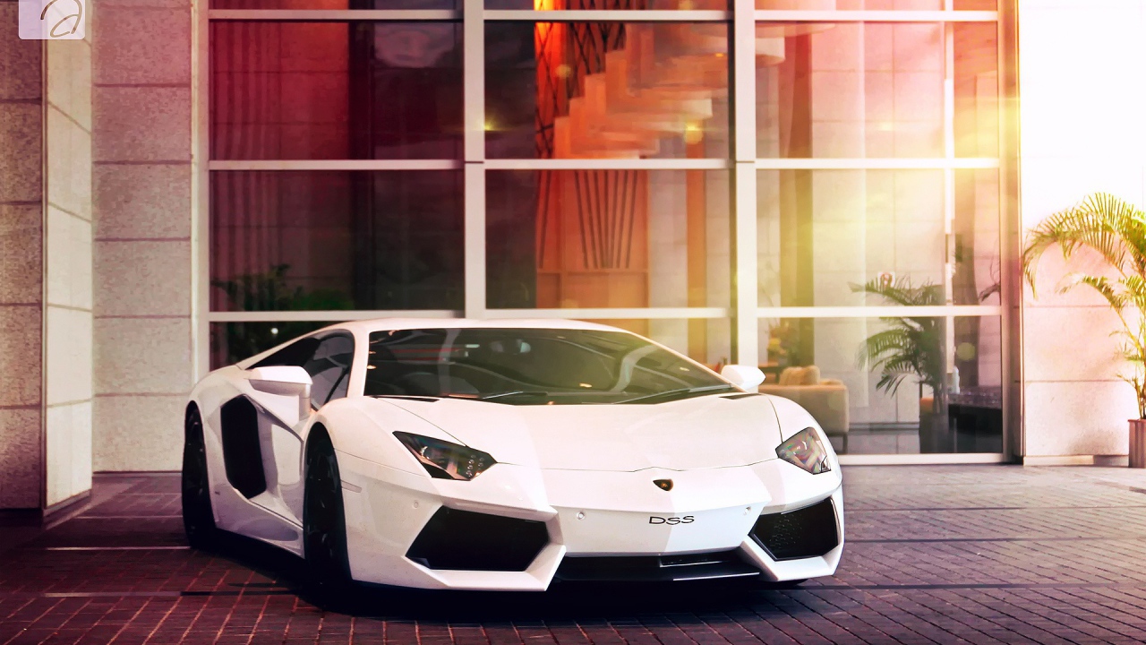 Белый Lamborghini aventador lp 700