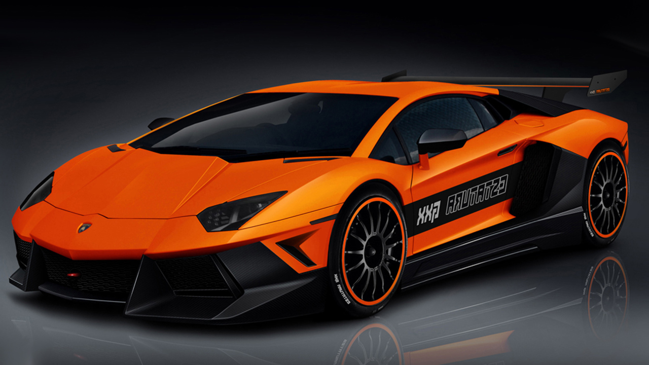 Новая машина Lamborghini Aventador