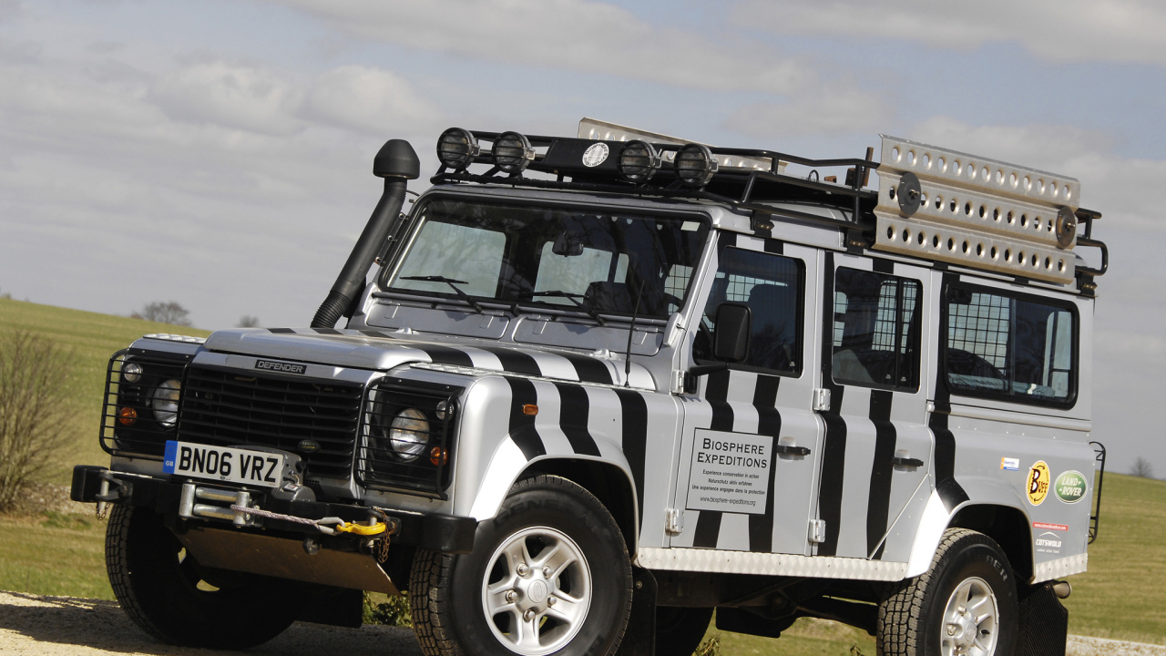 Новая машина Land Rover Defender