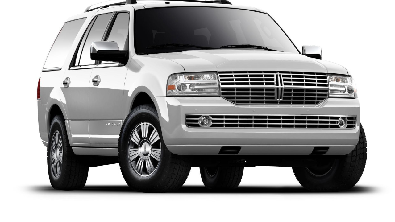 Новый автомобиль Lincoln Navigator 2014