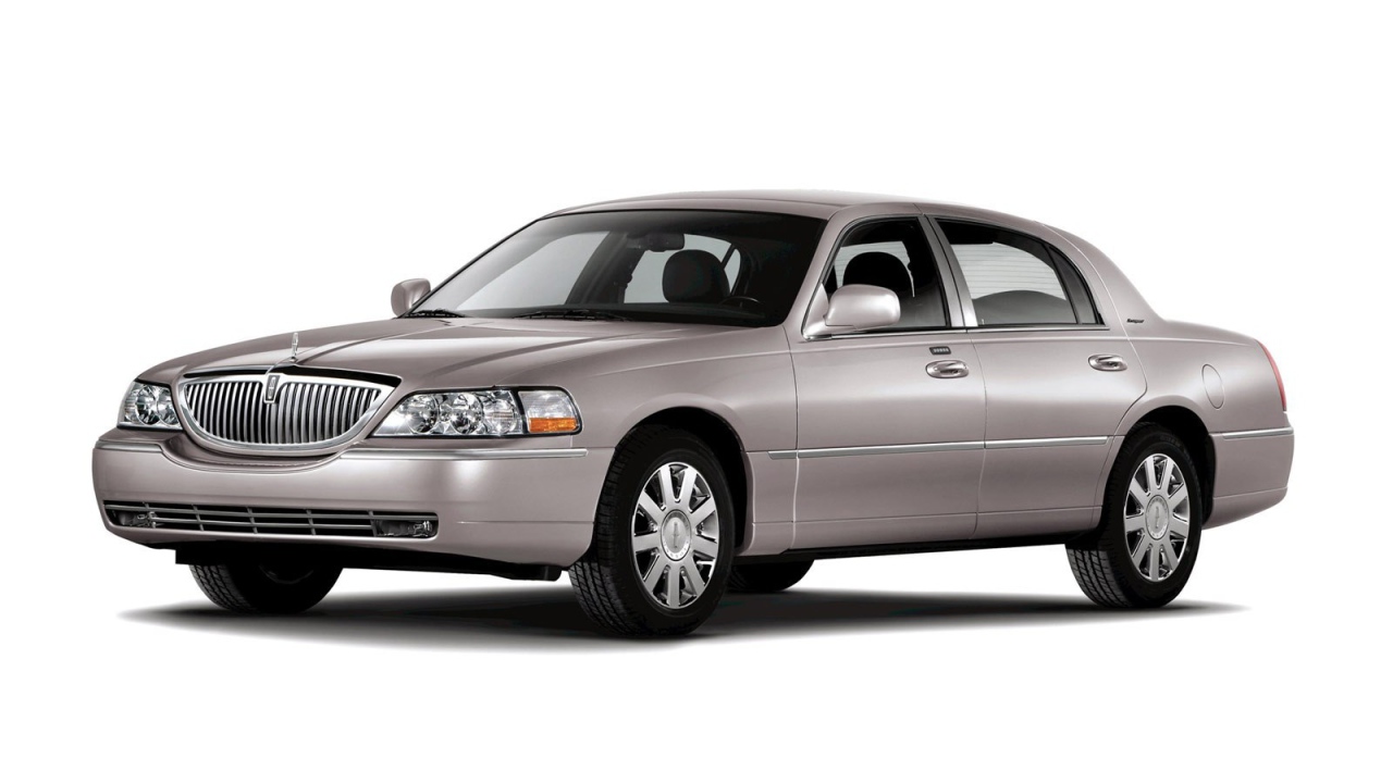 Фото автомобиля Lincoln Town Car