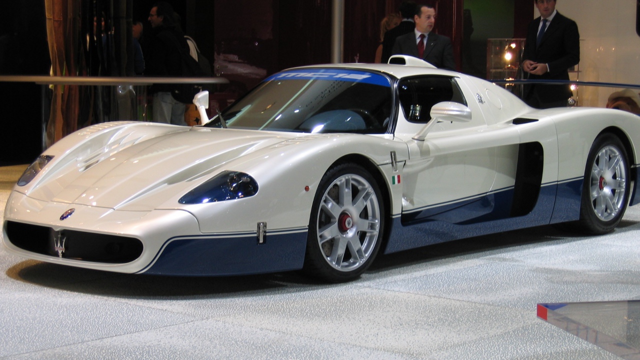 Надежная машина Maserati MC12