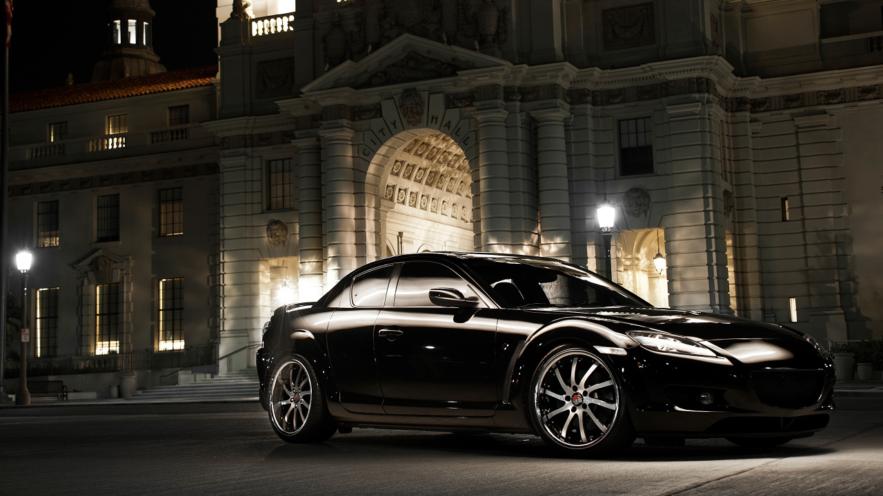 Надежный автомобиль Mazda RX 8