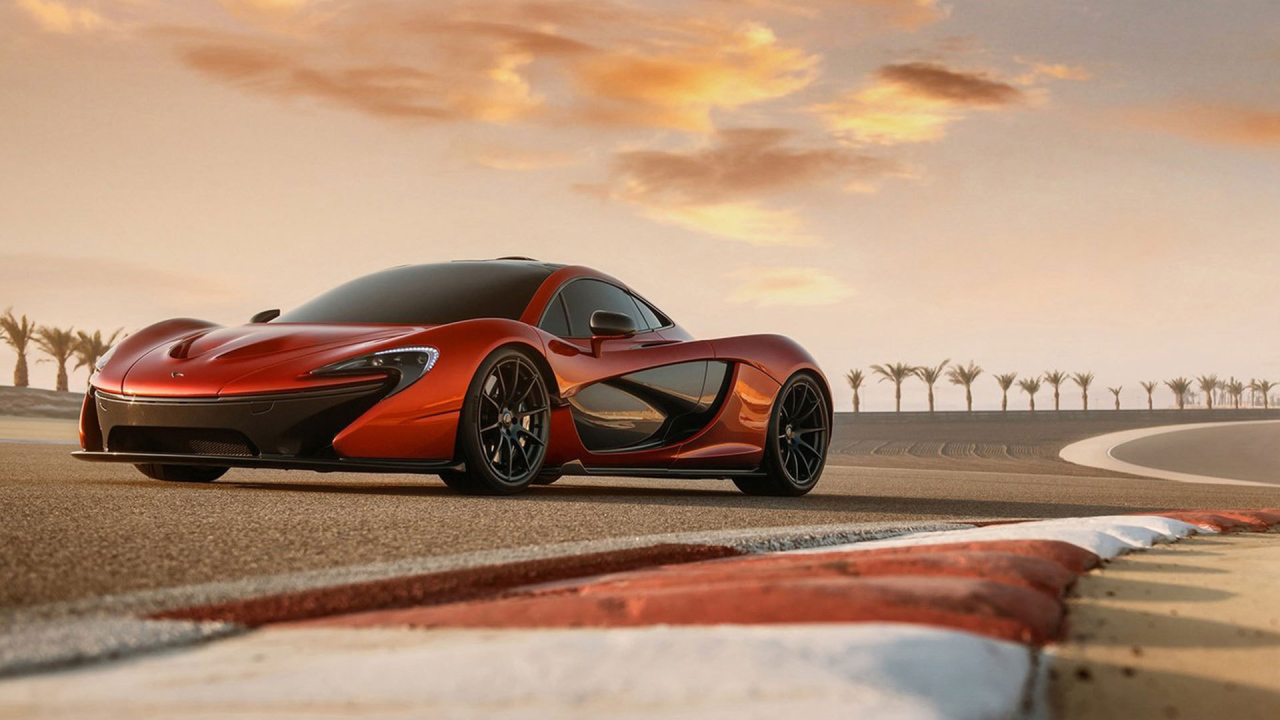 Новый автомобиль McLaren P1 2014
