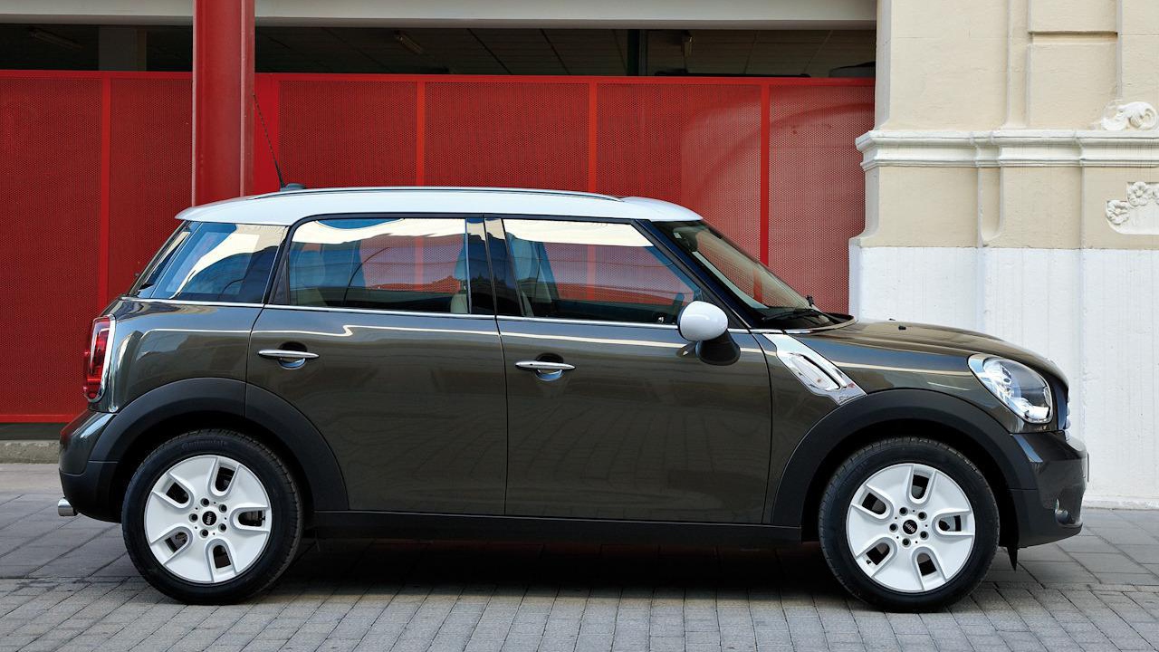 mini cooper countryman в городе