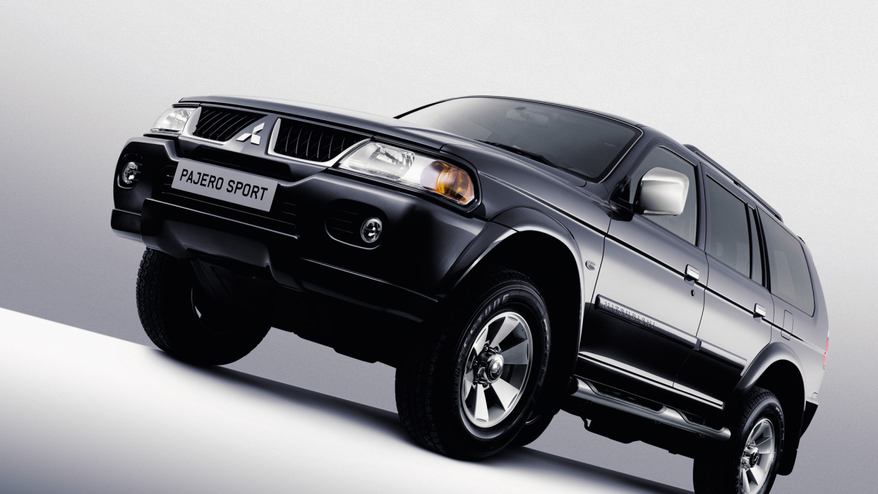 Новая машина Mitsubishi Pajero Sport