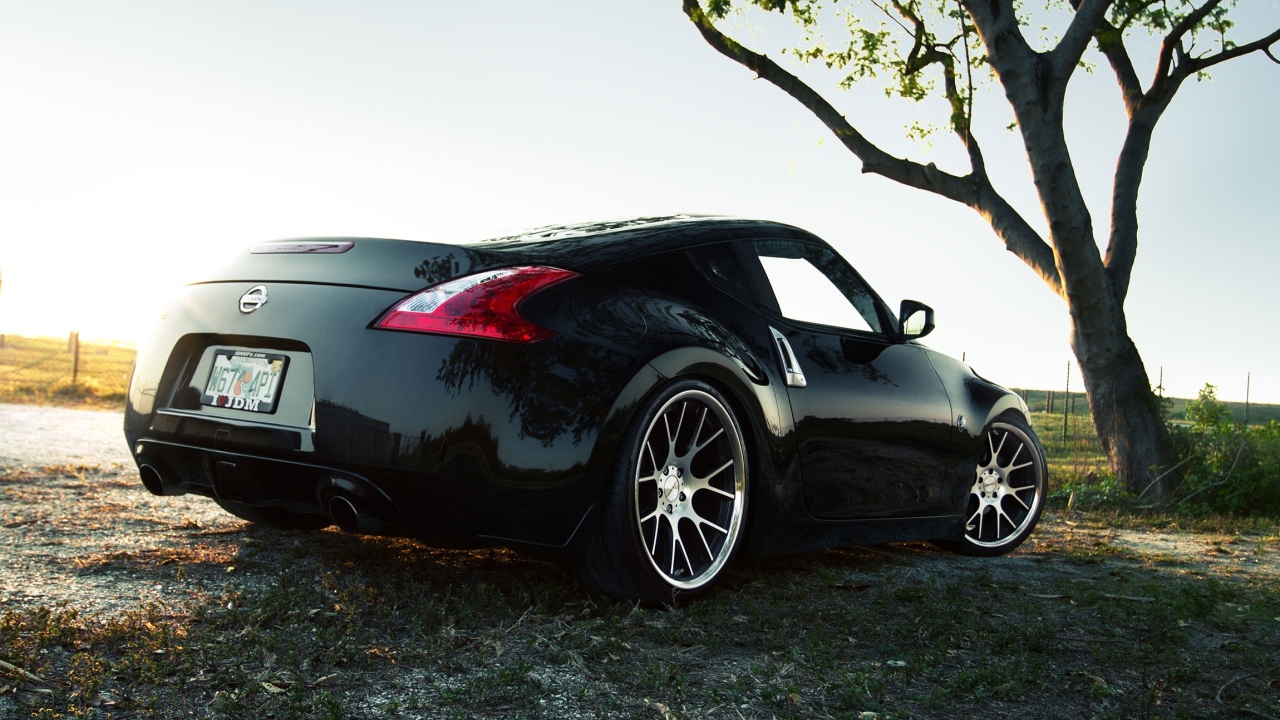 Ниссан 370z