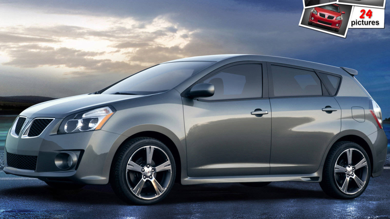 Красивый автомобиль Pontiac Vibe