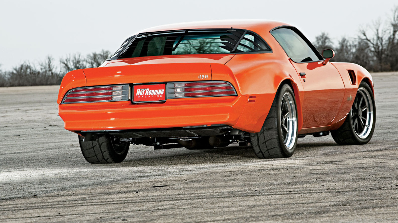 Надежный автомобиль Pontiac Trans Am