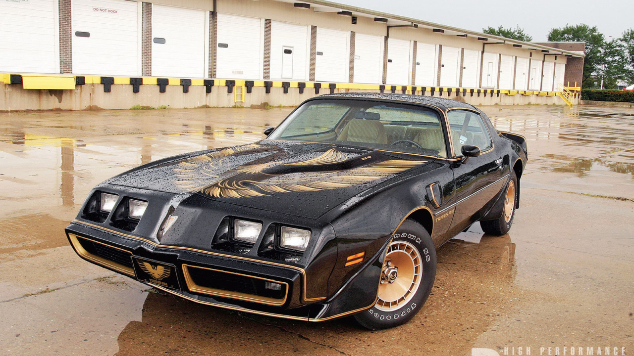 Надежная машина Pontiac Trans Am