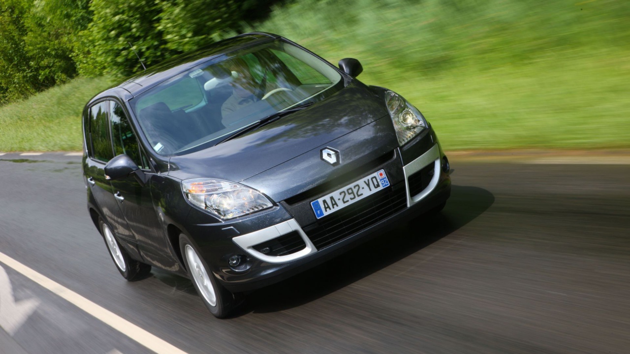 Новая машина Renault Scenic