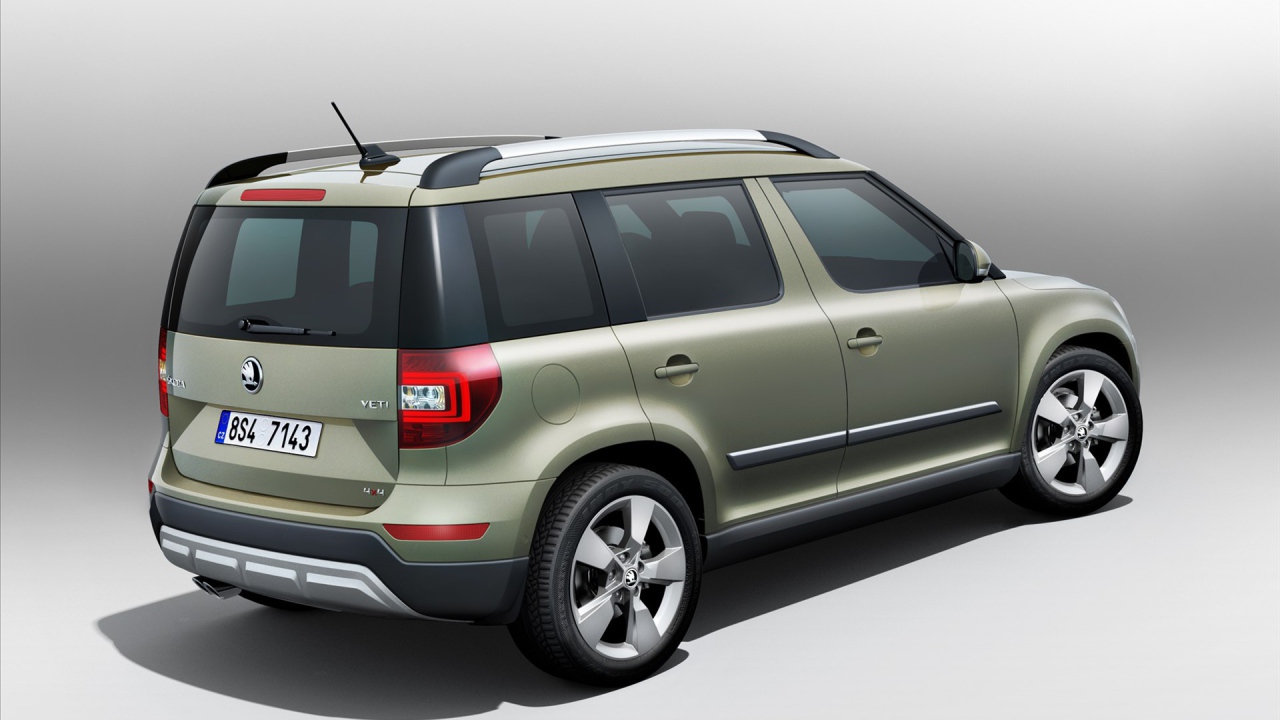 Красивый автомобиль Skoda Yeti 2014