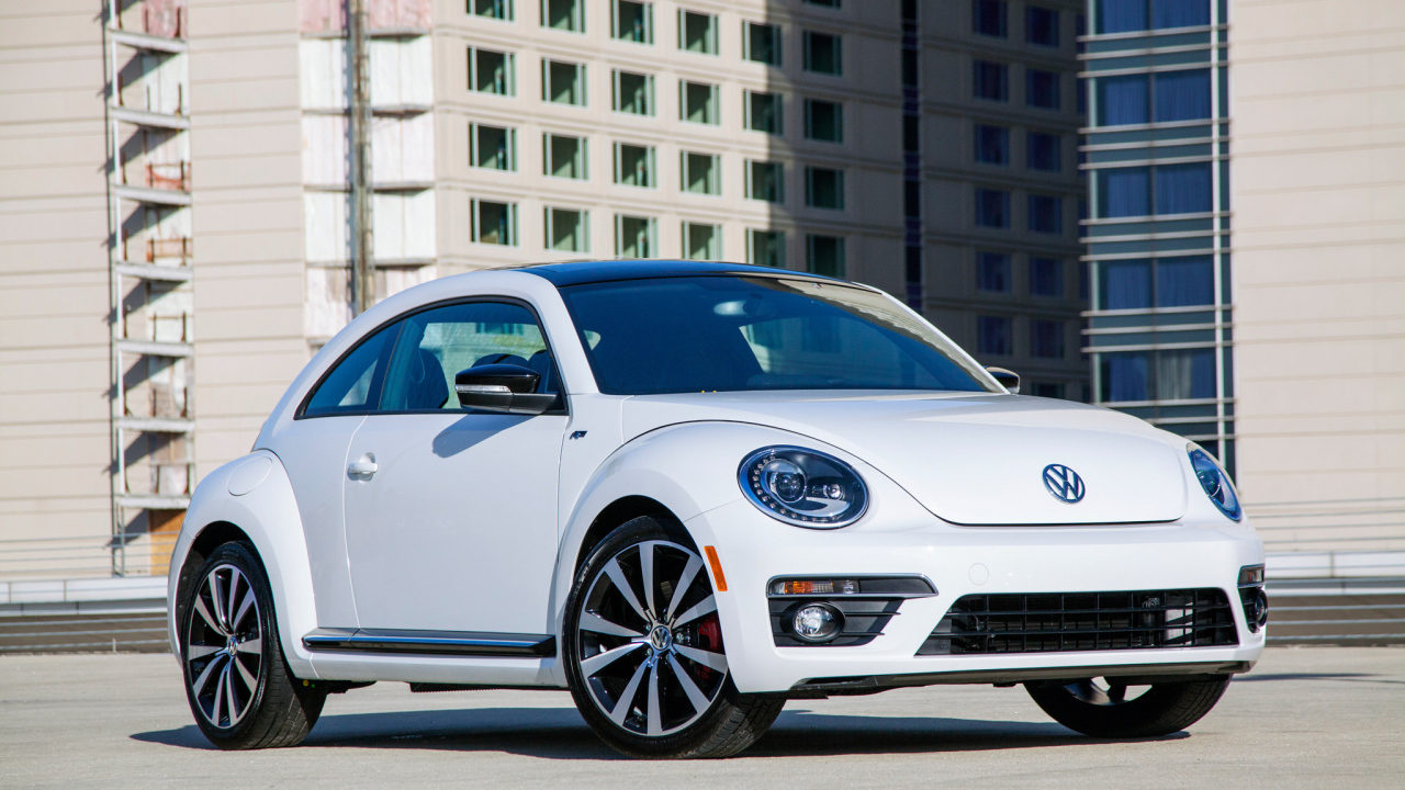 Автомобиль марки Volkswagen Beetle 2014