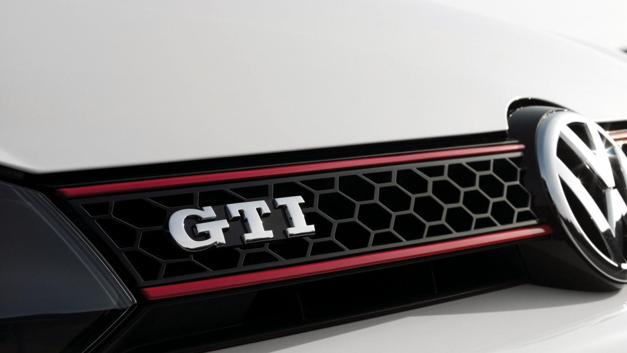 Новая машина Golf GTI 2014 года