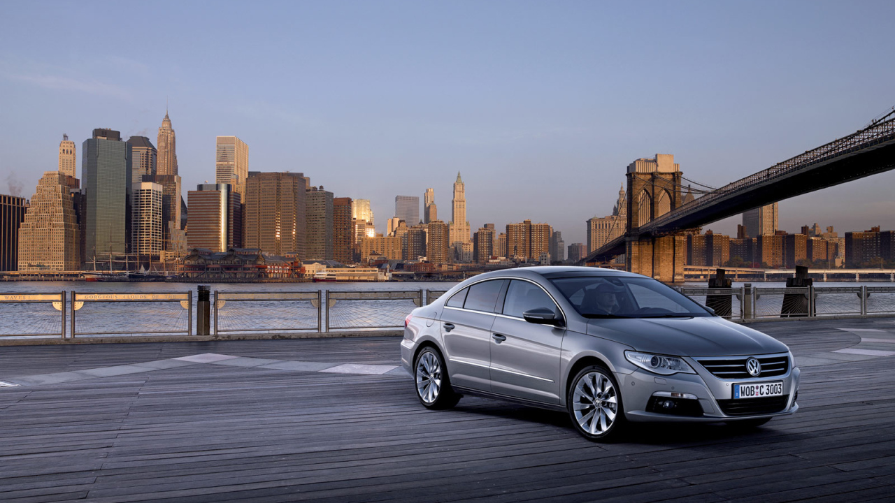 Фото автомобиля Volkswagen Passat