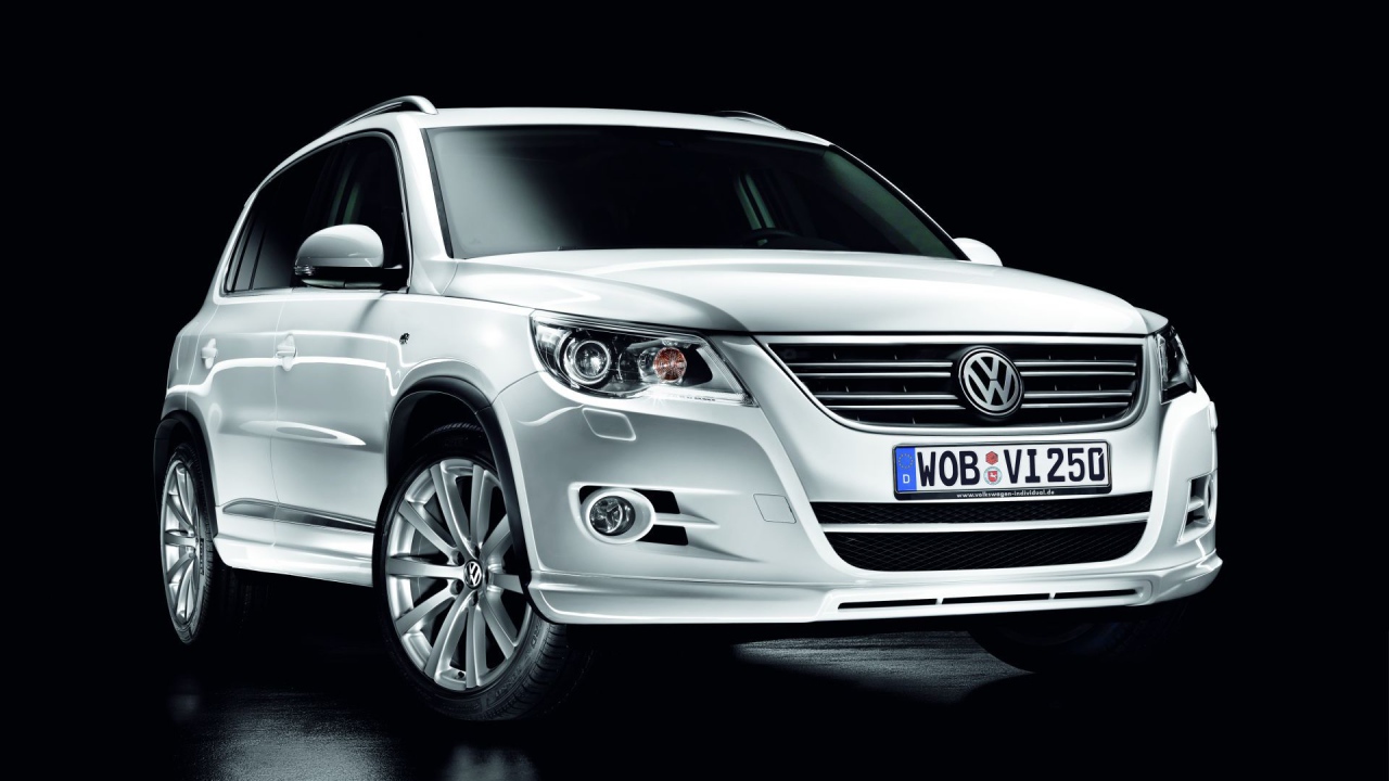 Фото автомобиля Volkswagen Tiguan
