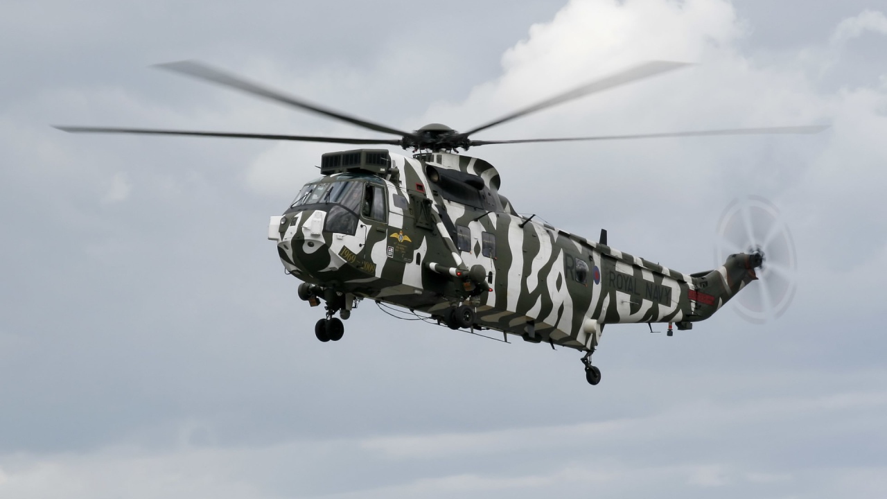 Британский вертолет