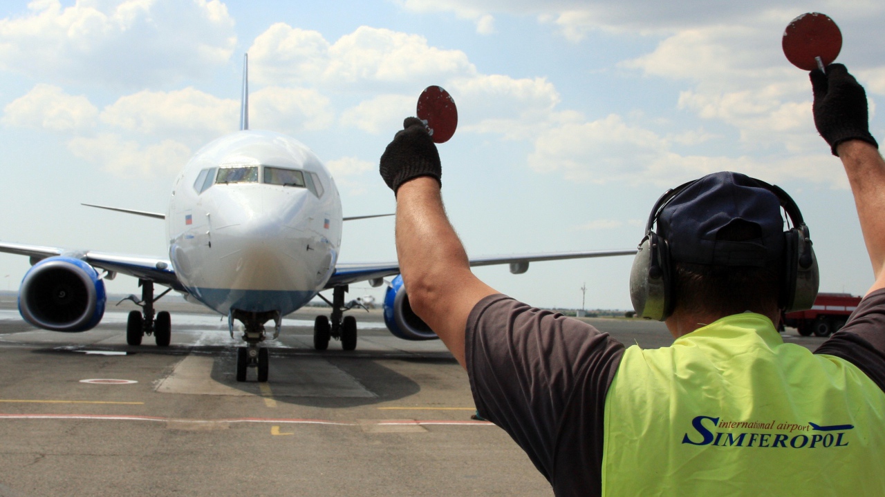Добролет в аэропорту Симферополя