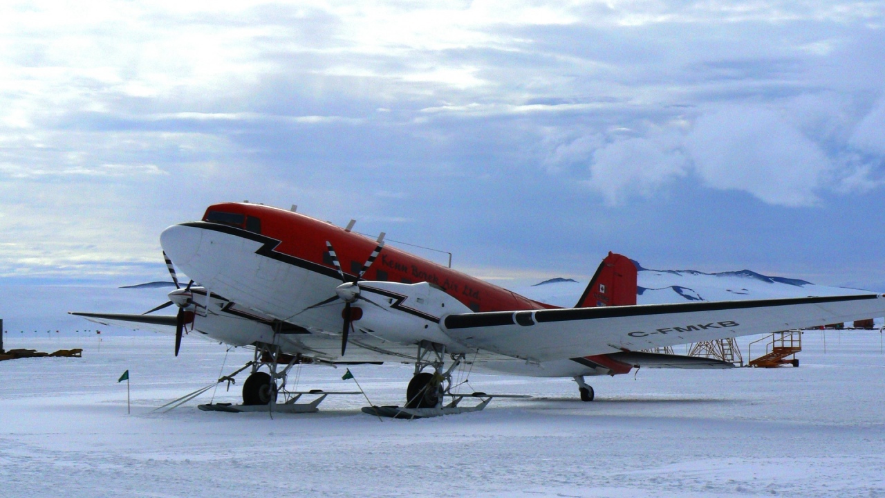 Самолет за полярным кругом
