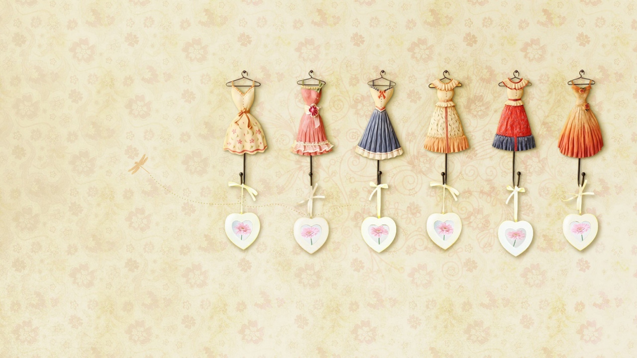 Платья с сердечками