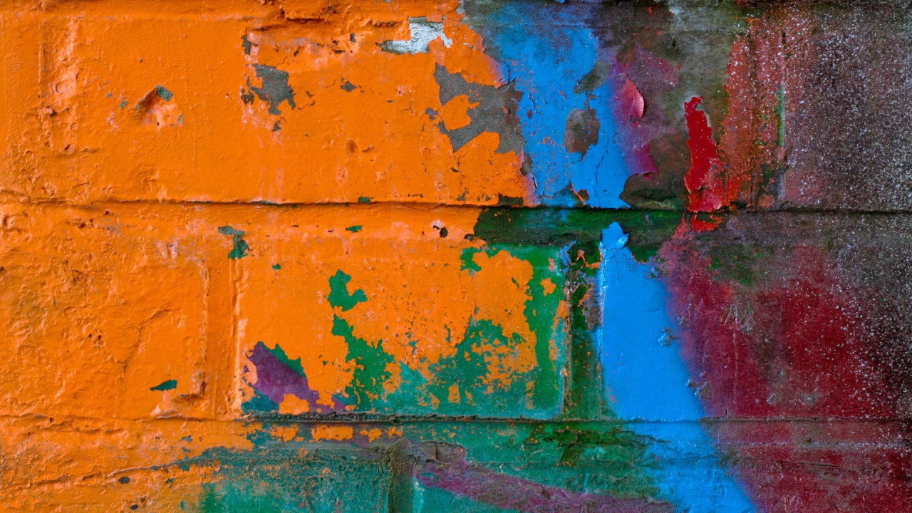 Граффити на кирпиче