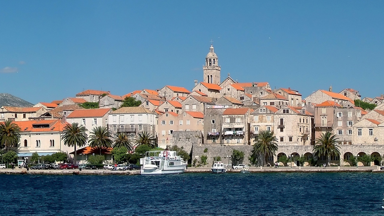 Город у моря