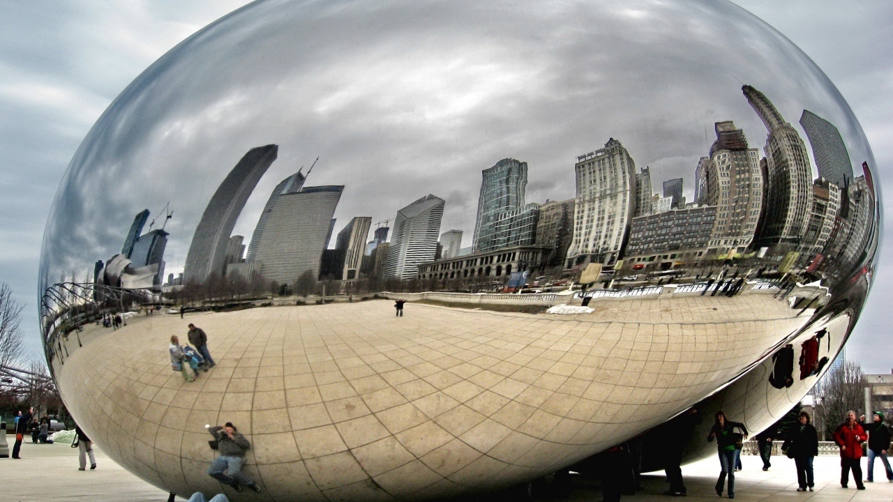 Зеркальный дом в Чикаго