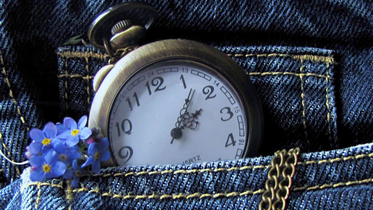 Часы в джинсах