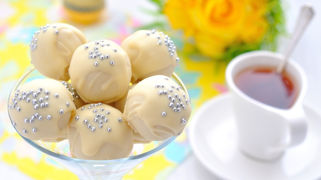 Десерт в белом шоколаде