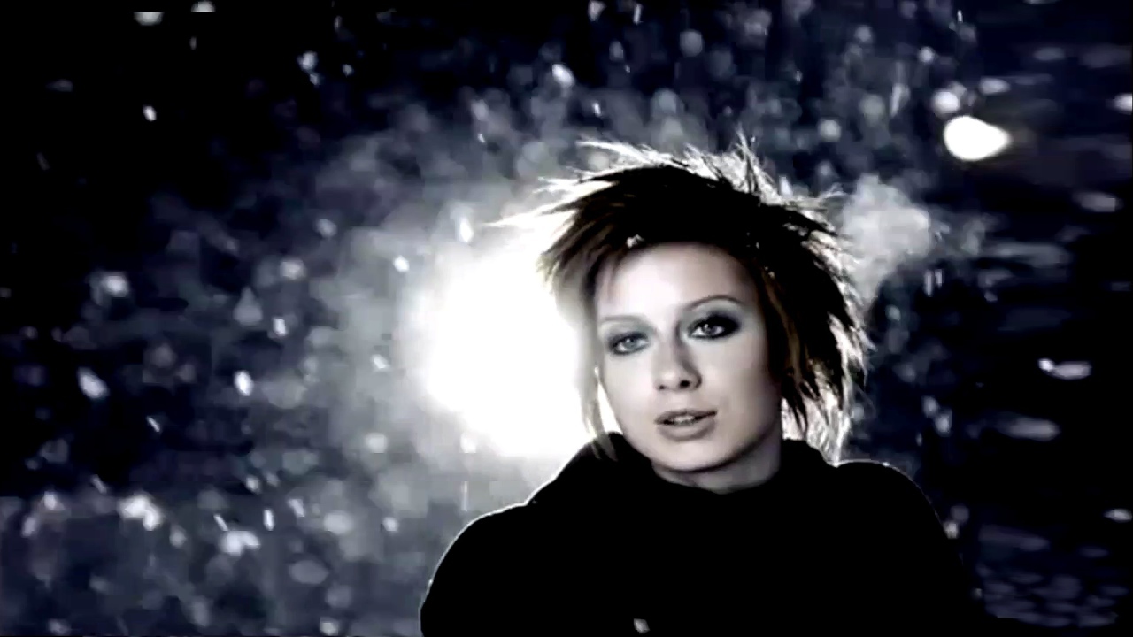 Очаровательная Юлия Савичева