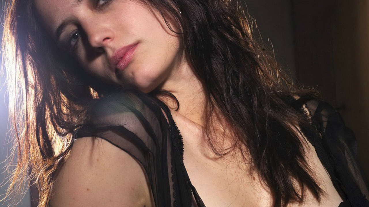 Знаменитая Ева Грин