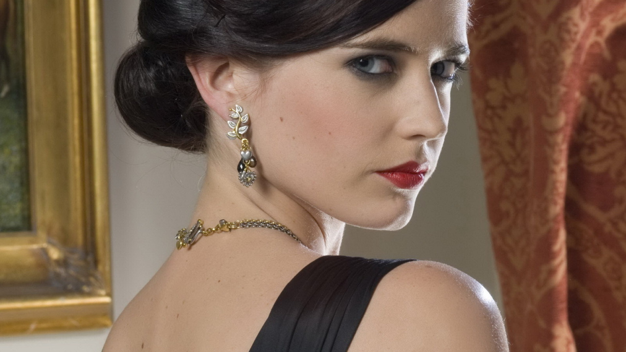 Очаровательная актриса Ева Грин