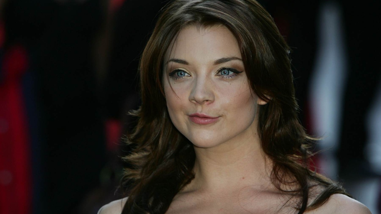 Популярная актриса Натали Дормер