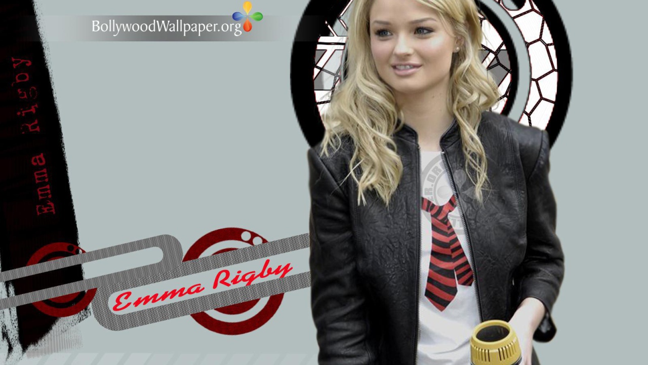 Популярная Эмма Ригби