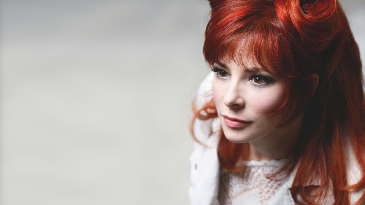 Популярная актриса Милен Фармер