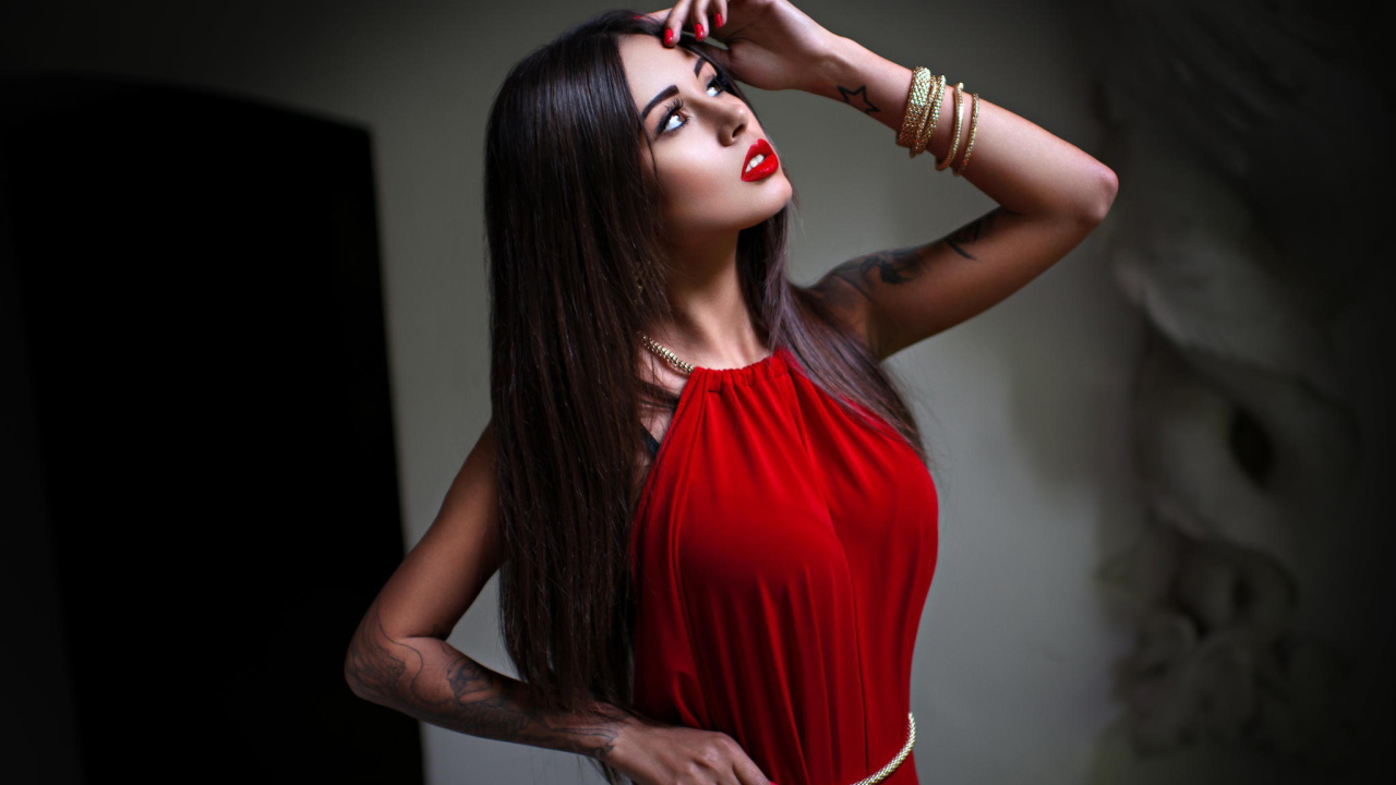 Красивая Диана Мелисон