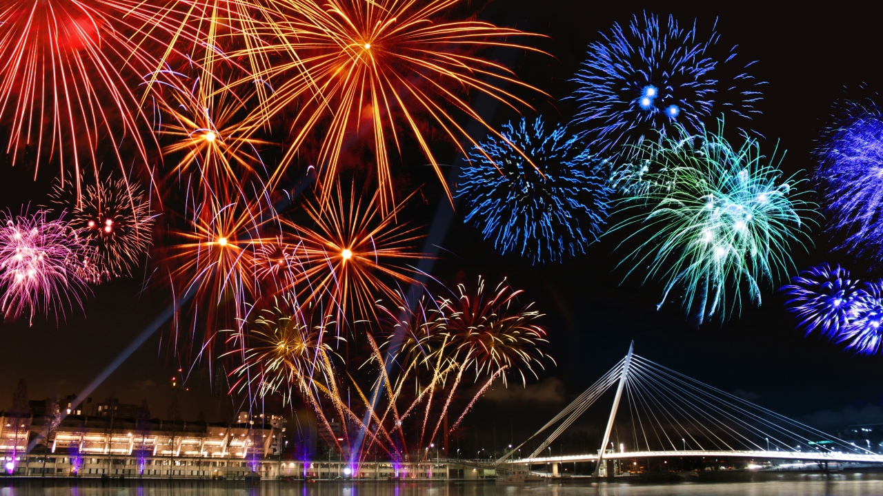 Праздничный салют