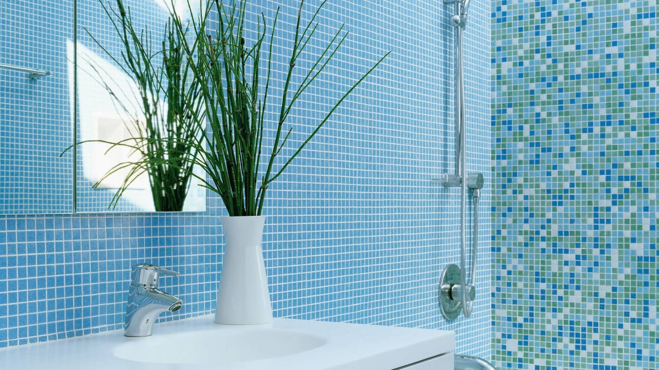 Букет в ванной комнате