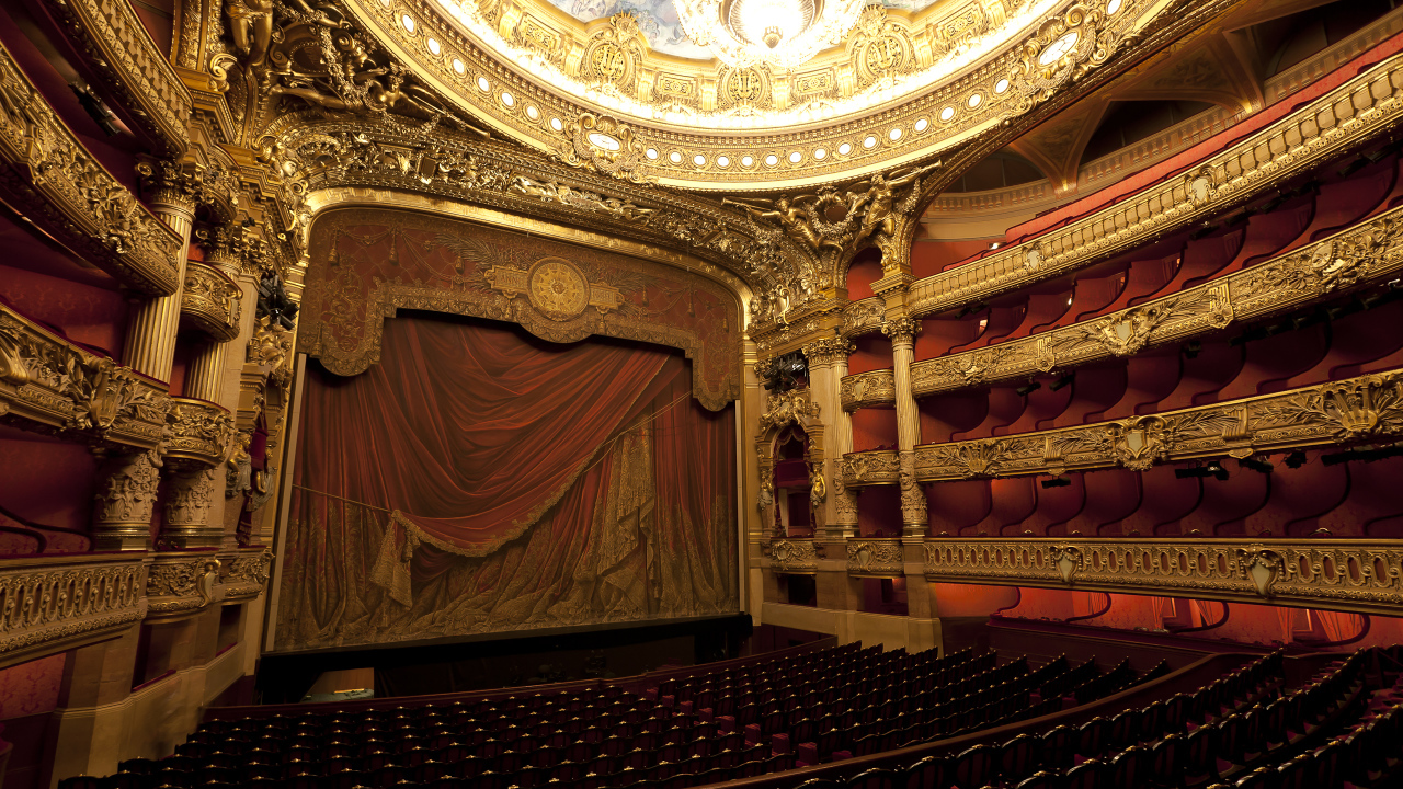 The architecture of the theatre