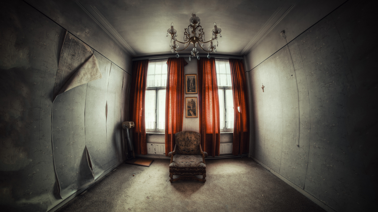 Заброшенная комната