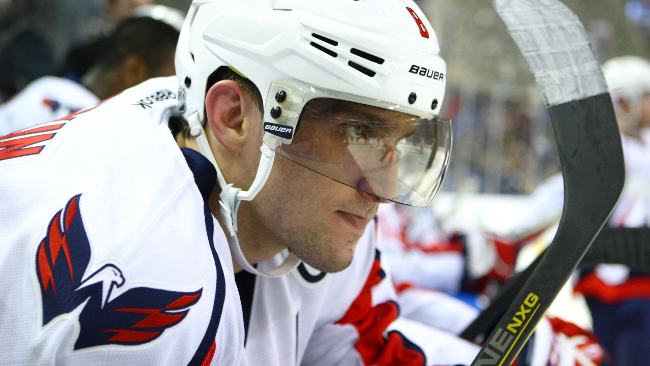 Популярный Чемпион Александр Овечкин