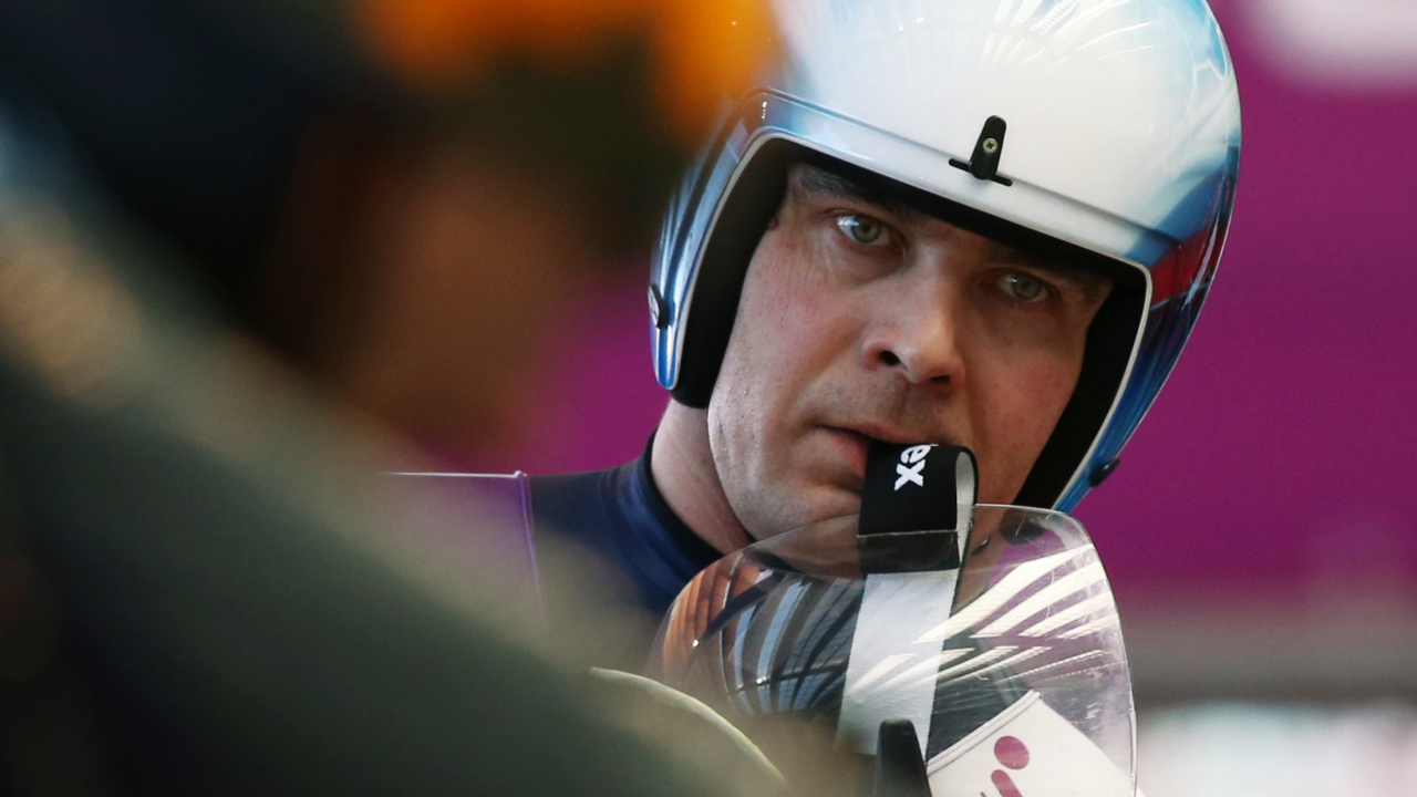 Популярный Альберт Демченко