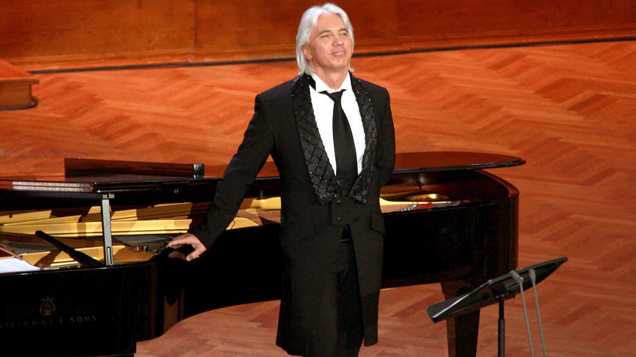 Знаменитый Дмитрий Хворостовский