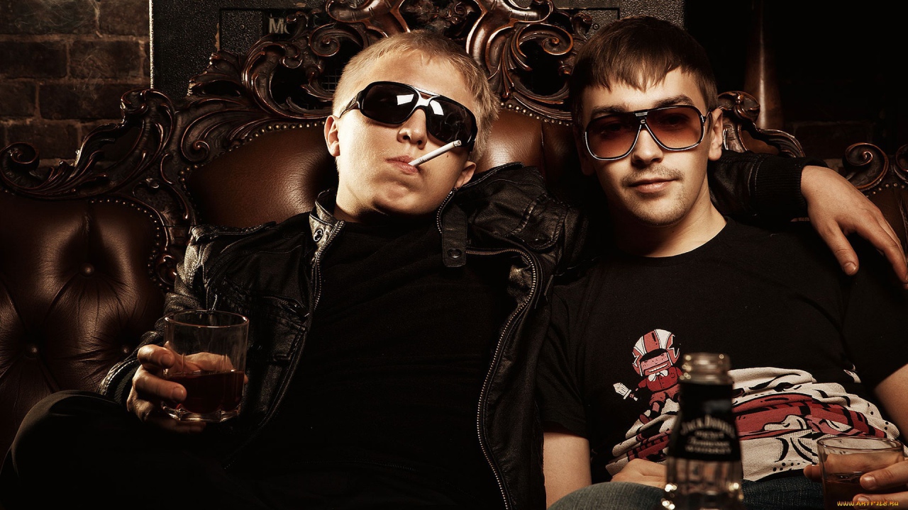 Актер Витя АК