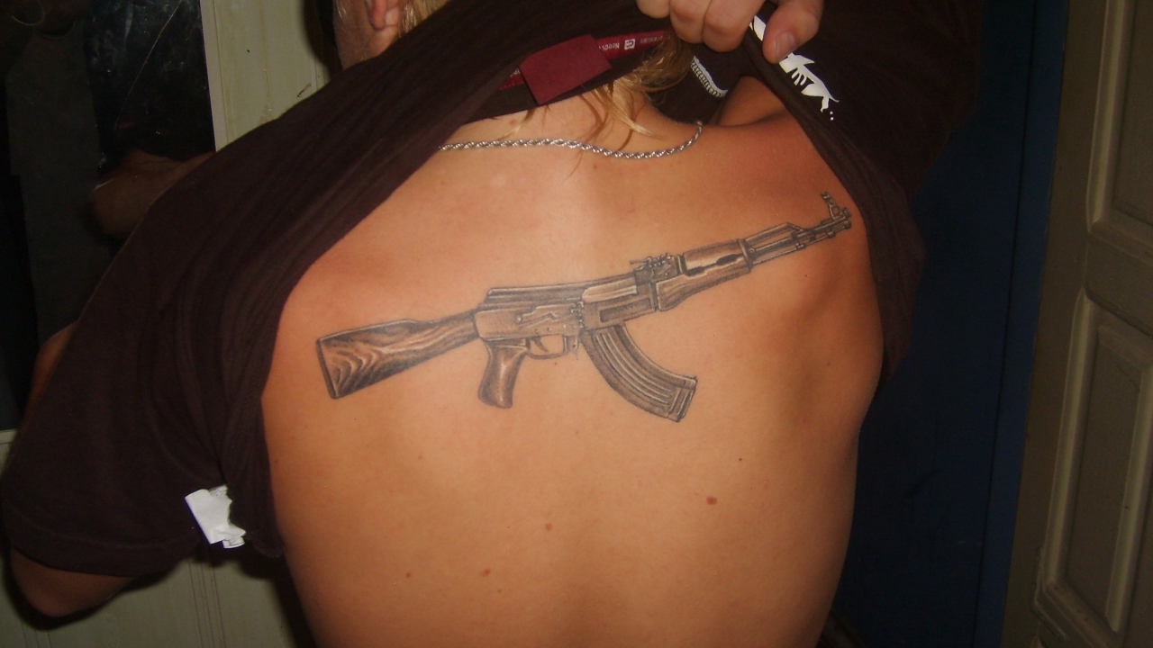 Суперзвезда Витя АК